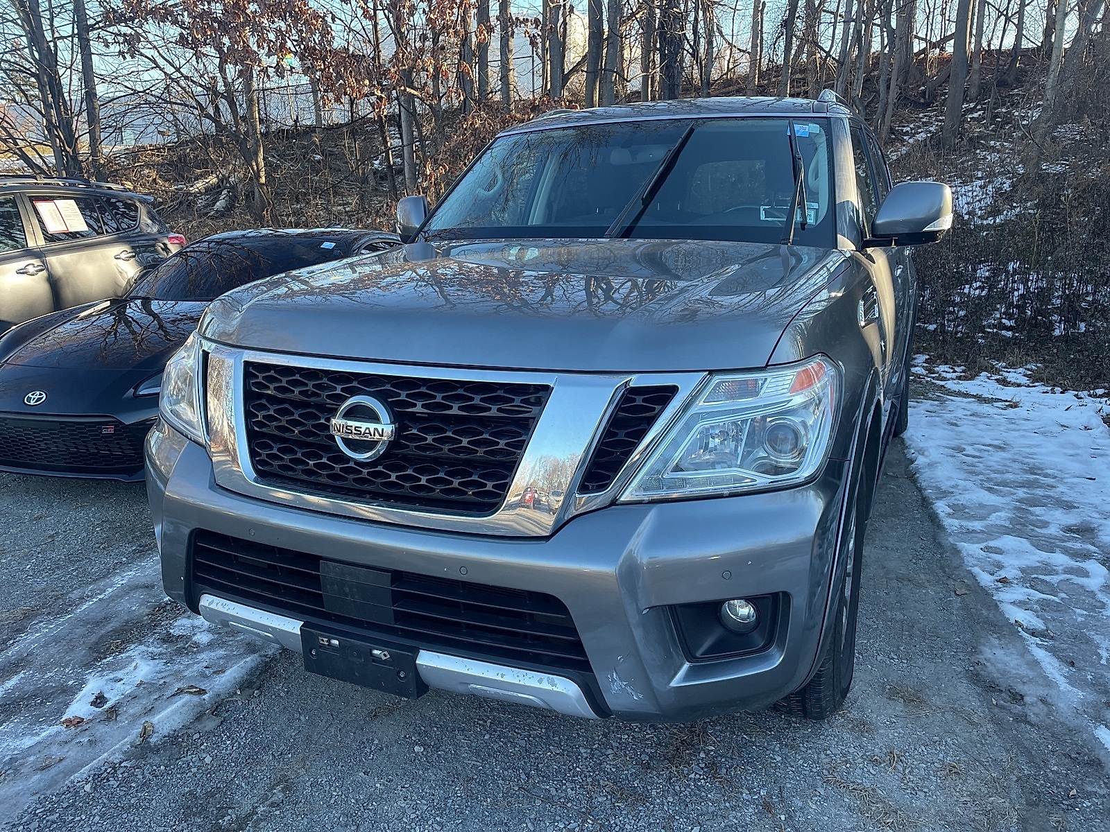 2017 Nissan Armada SV's photo