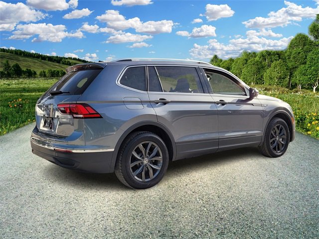 2024 Volkswagen Tiguan SE photo 3