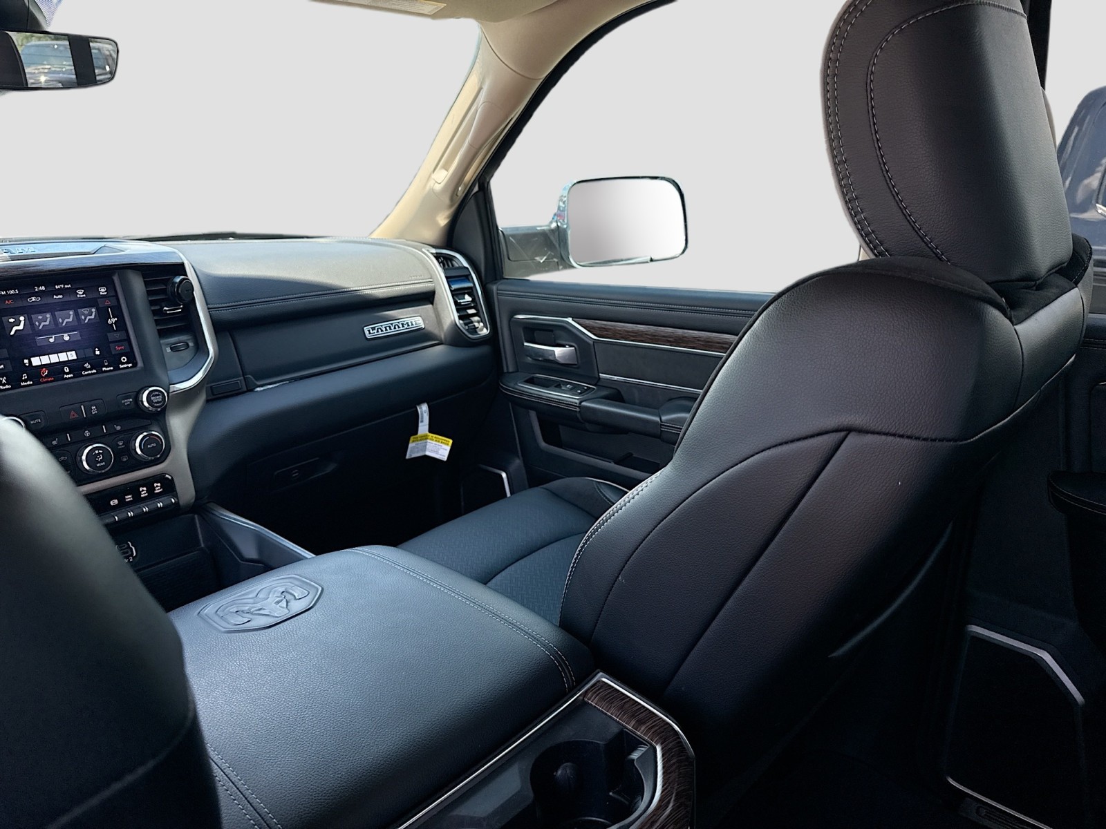 2021 Ram 2500 Laramie photo 22