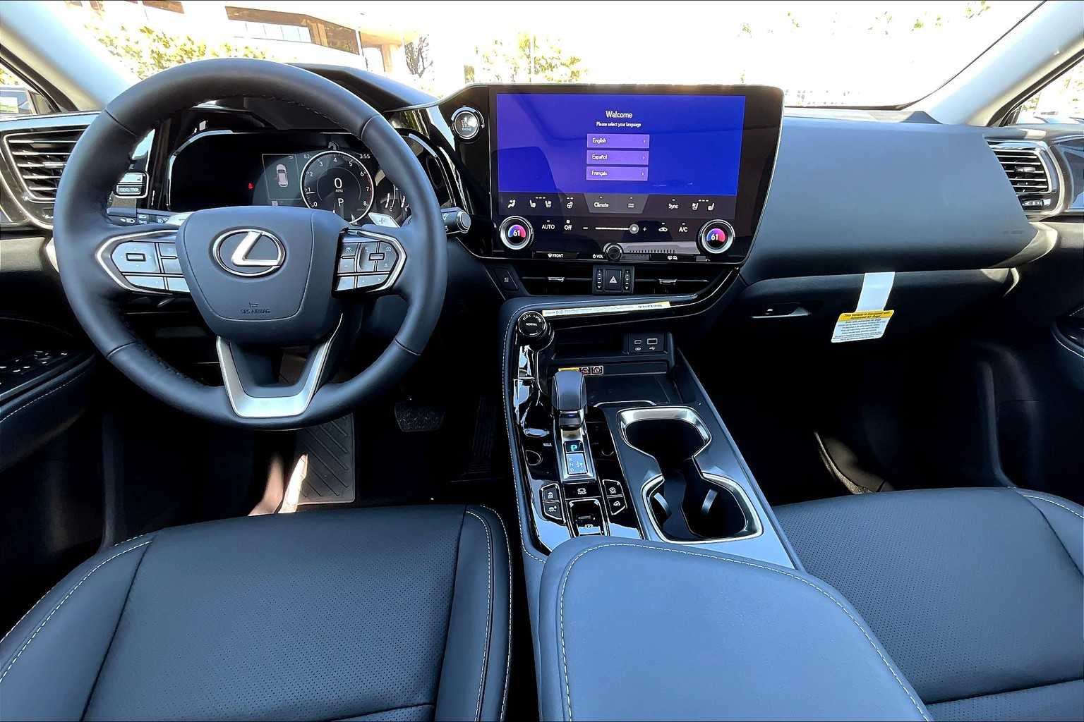 2026 Lexus NX 350 Premium photo 5