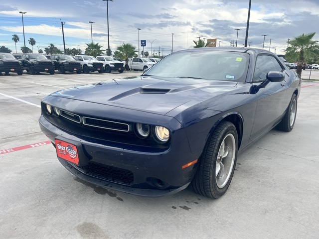 2017 Dodge Challenger SXT photo 5