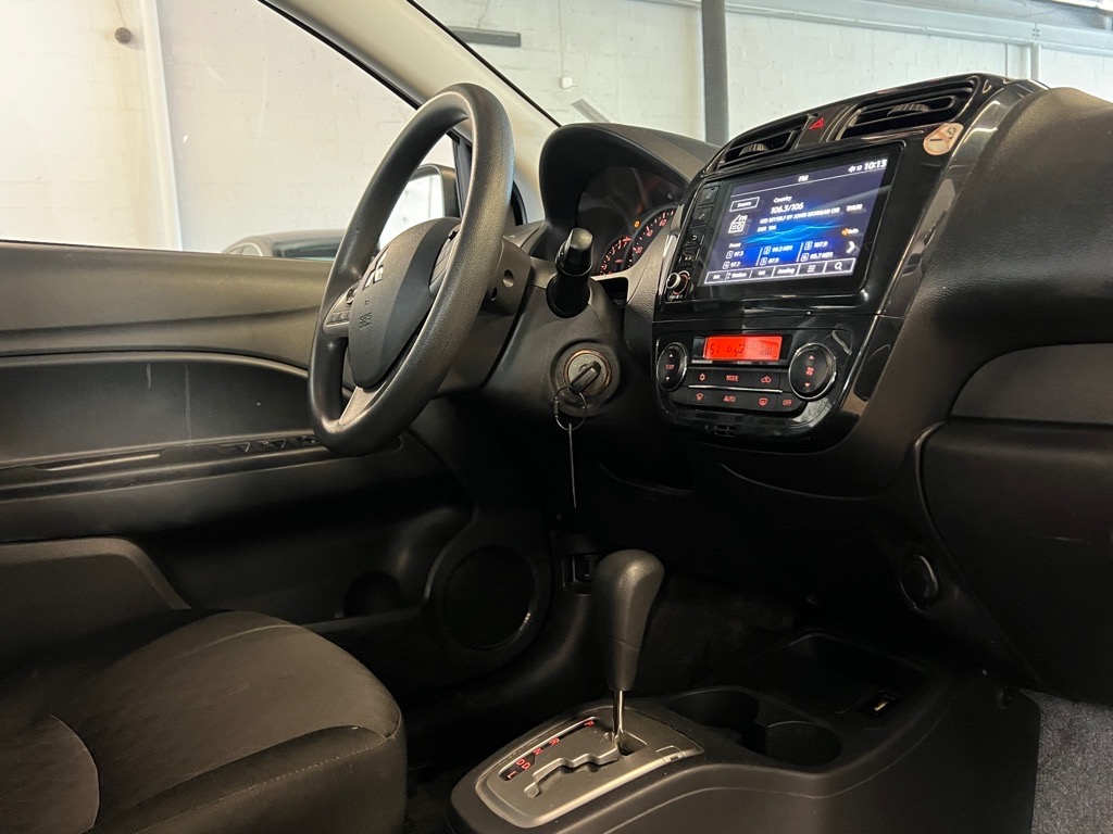 2022 Mitsubishi Mirage ES photo 21