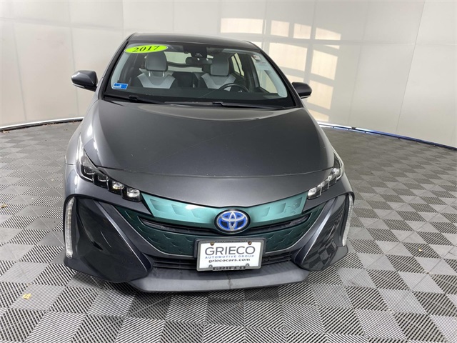 2017 Toyota Prius Prime Plus photo 2