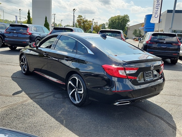 2022 Honda Accord Sport photo 4