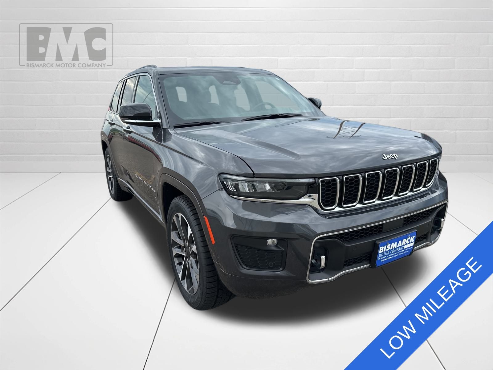 2022 Jeep Grand Cherokee Overland photo 3