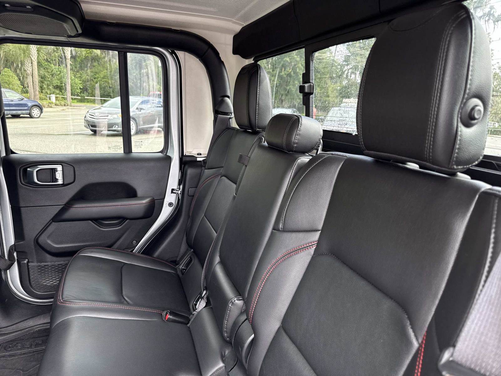 2023 Jeep Gladiator Rubicon photo 10