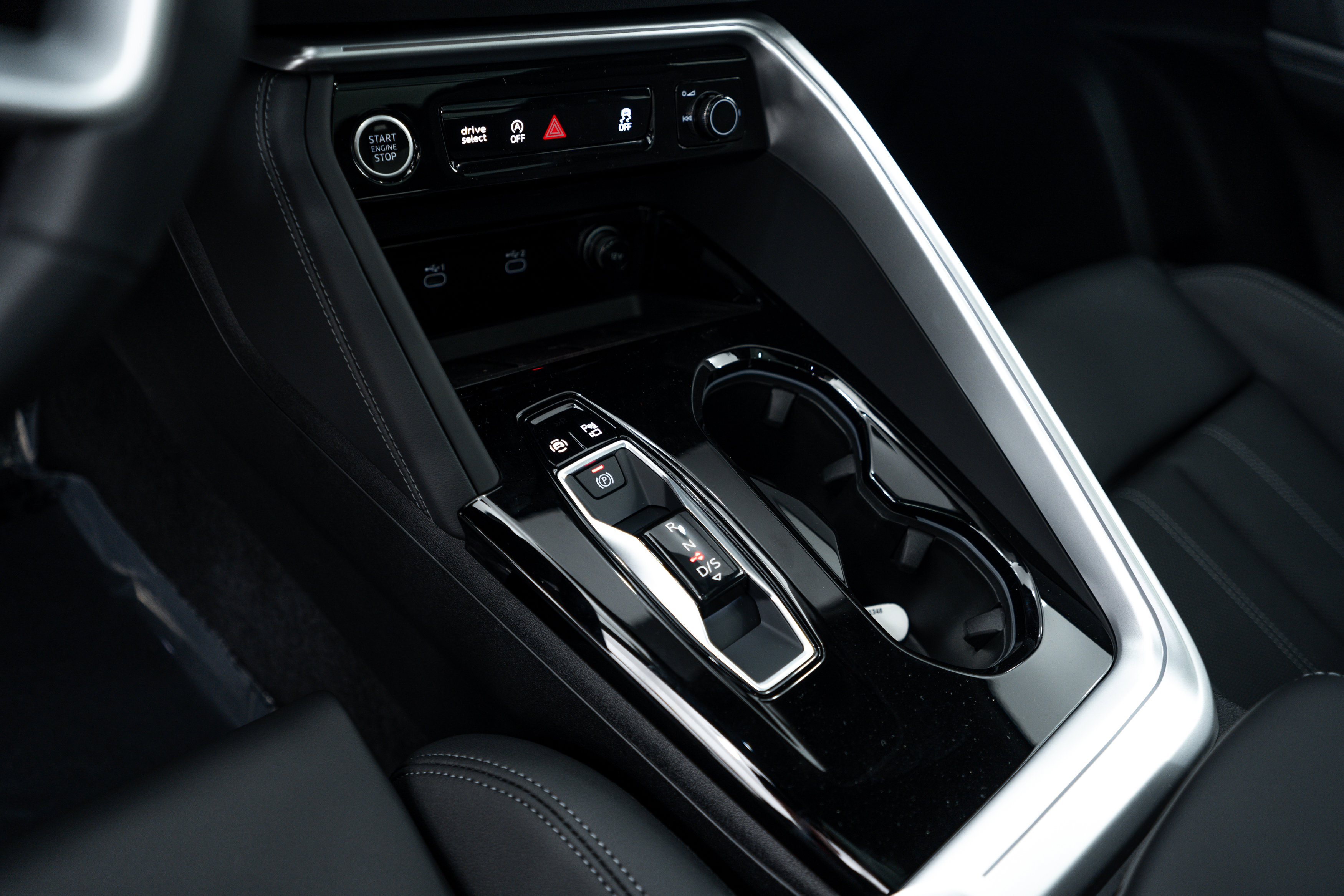 2025 Audi Q5 Premium Plus photo 11