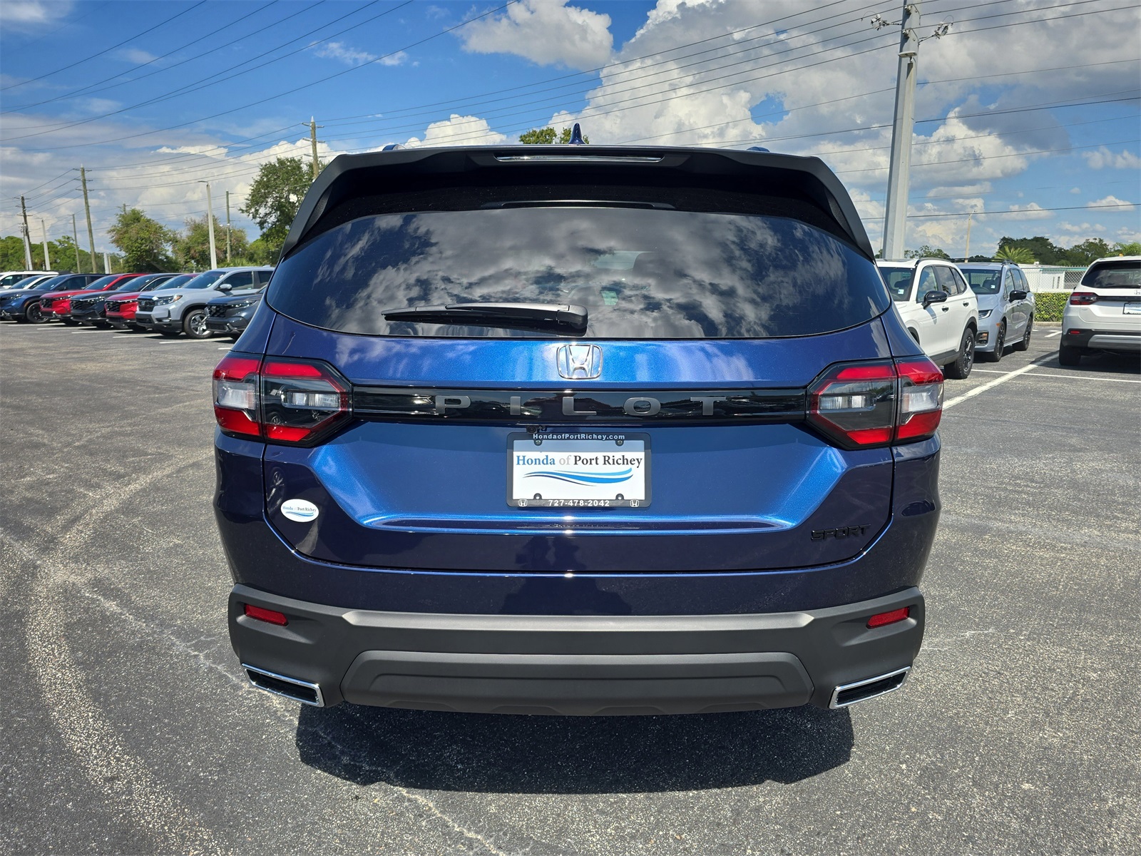 2025 Honda Pilot Sport photo 3