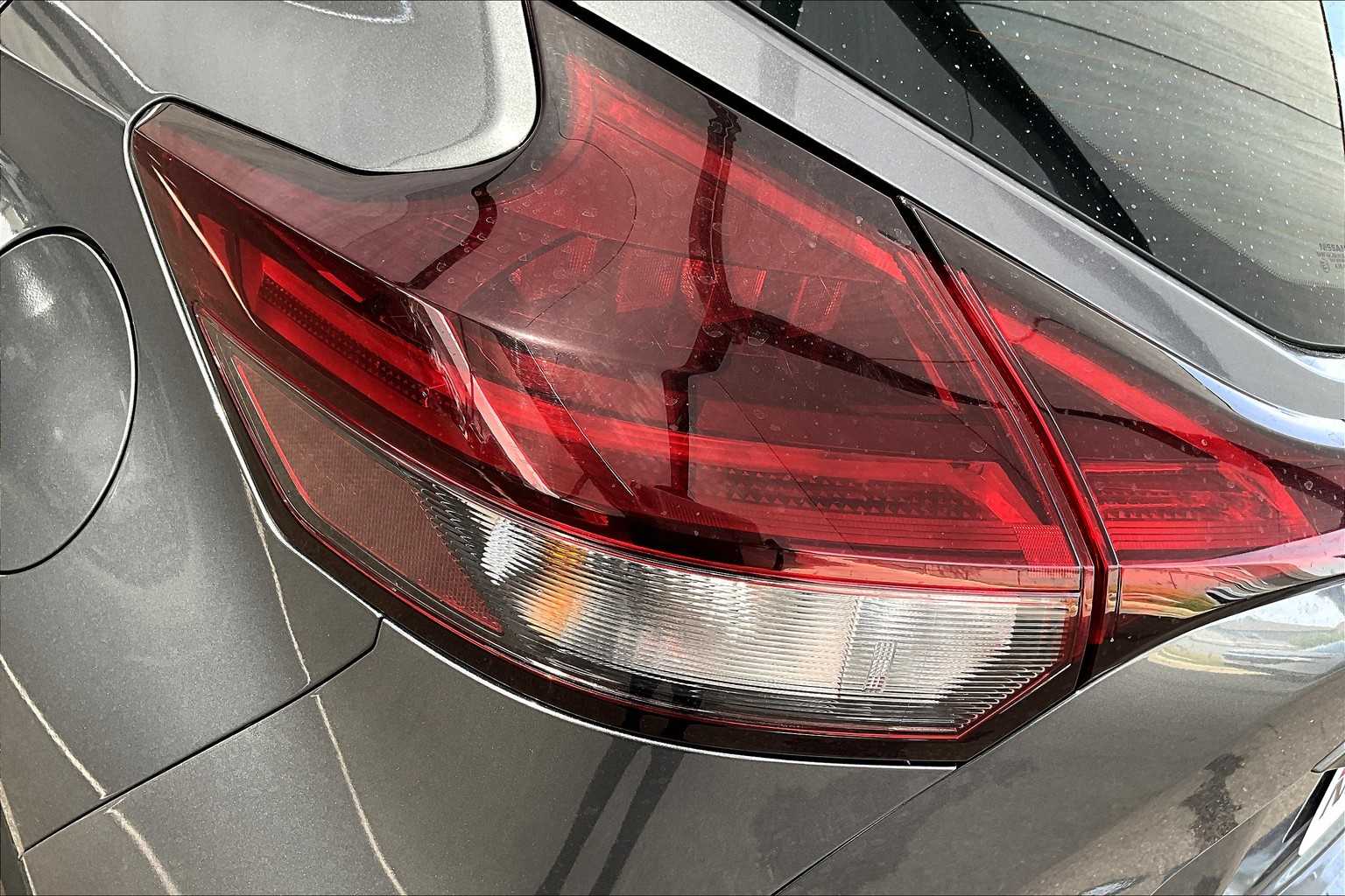 2021 Nissan Kicks S photo 27