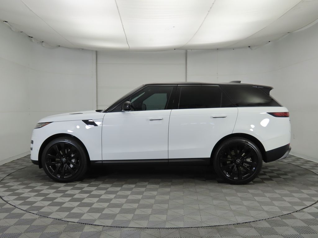 2025 Land Rover Range Rover Sport SE photo 8