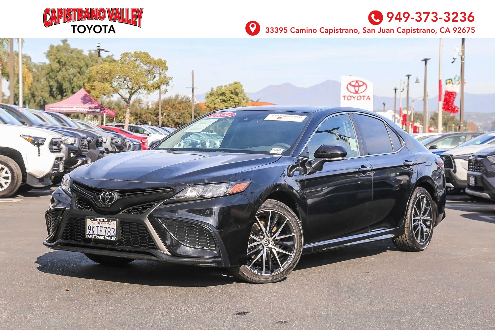 2024 Toyota Camry SE's photo