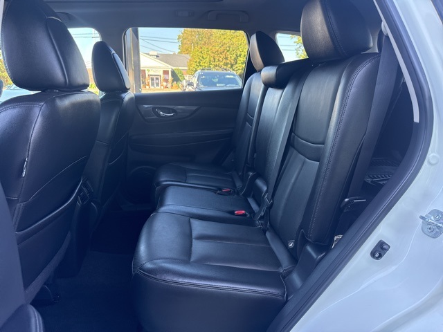 2016 Nissan Rogue SL photo 8