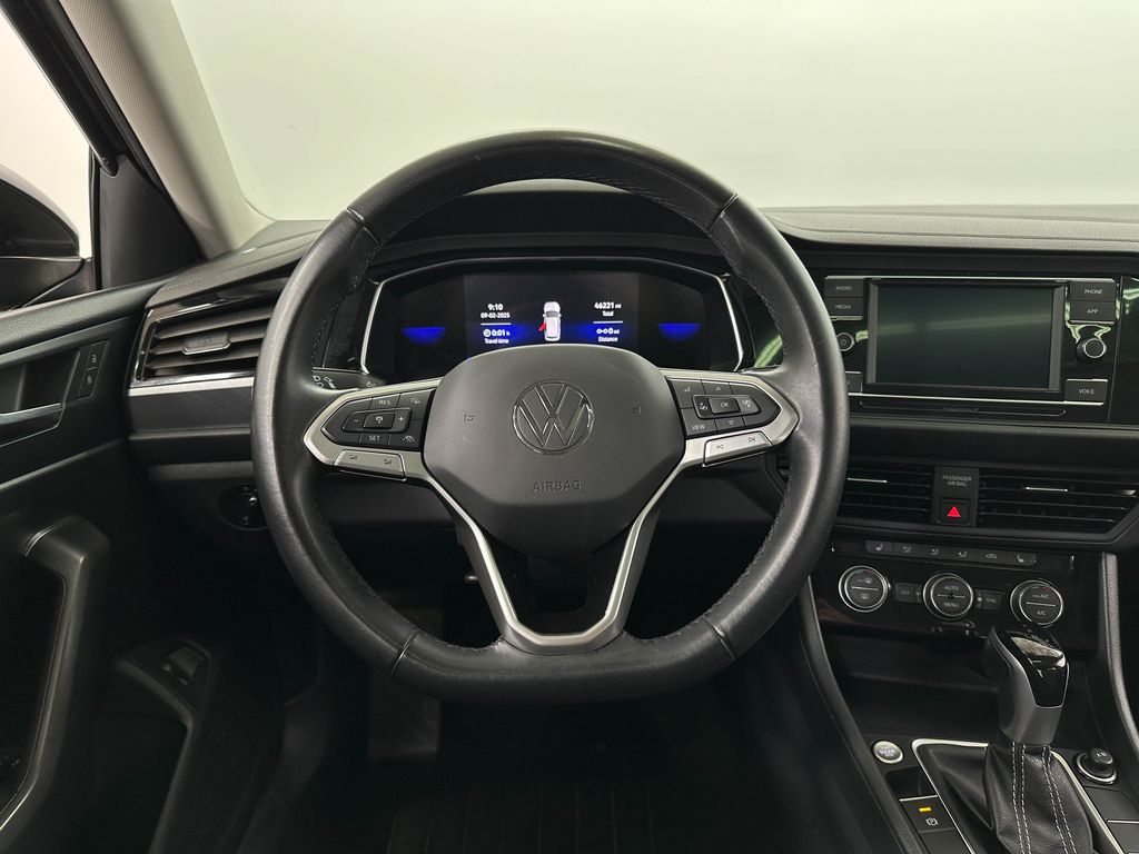 2024 Volkswagen Jetta 1.5T SE photo 4