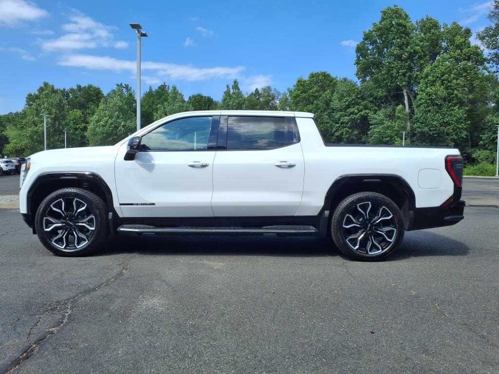 2025 Gmc Sierra EV Denali photo 2