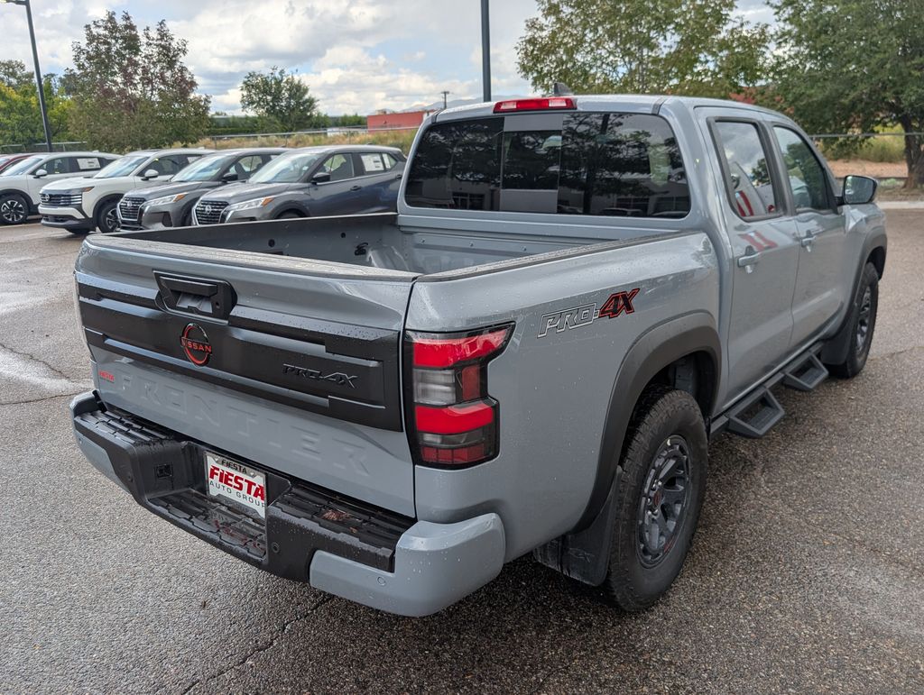 2025 Nissan Frontier PRO-4X photo 4