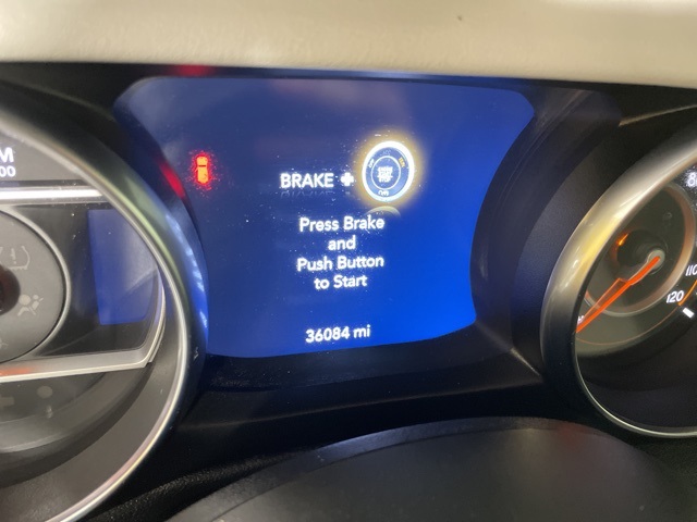 2022 Jeep Wrangler Unlimited Sahara High Altitude photo 21