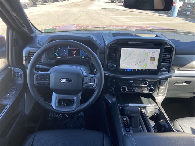 2025 Ford F-150 Lariat photo 10