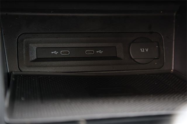 2023 Volkswagen Atlas V6 SEL Premium R-Line photo 21