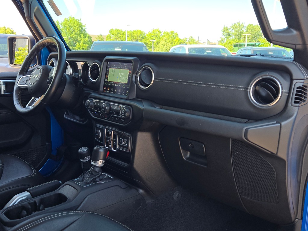 2021 Jeep Wrangler Unlimited Sahara 4xe photo 7