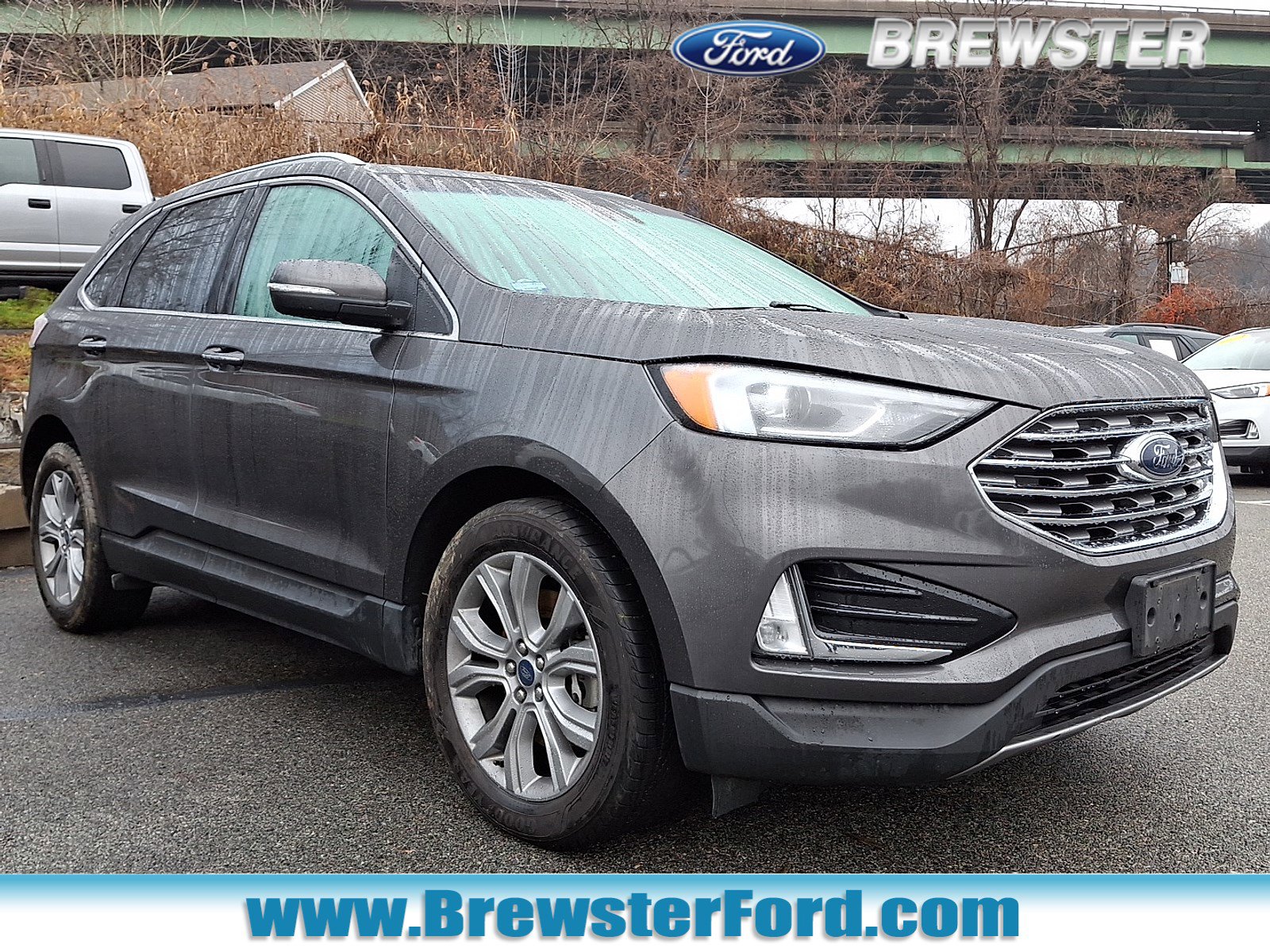 2019 Ford Edge Titanium's photo