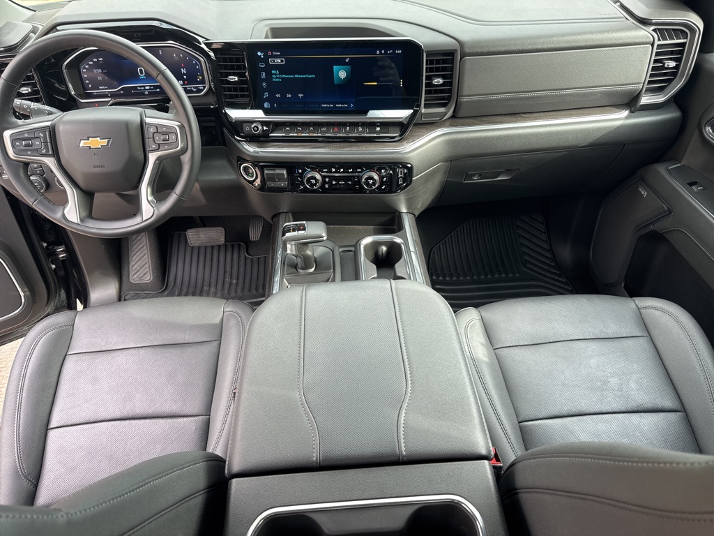 2023 Chevrolet Silverado 1500 LTZ photo 21
