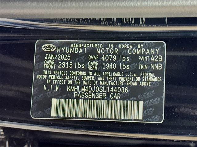 2025 Hyundai Elantra Hybrid SEL Sport photo 36