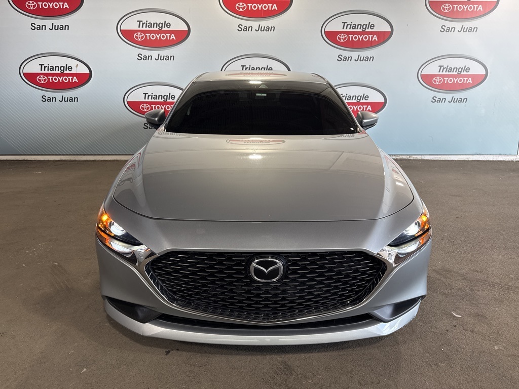 2021 Mazda Mazda3 2.0 photo 2