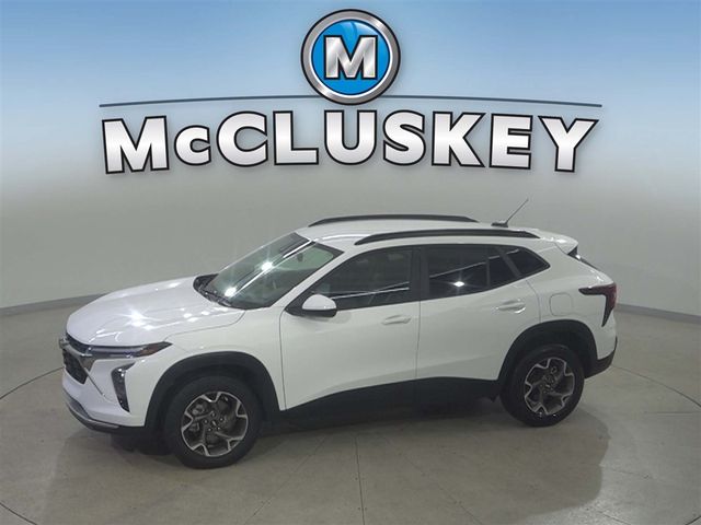 2024 Chevrolet Trax LT's photo