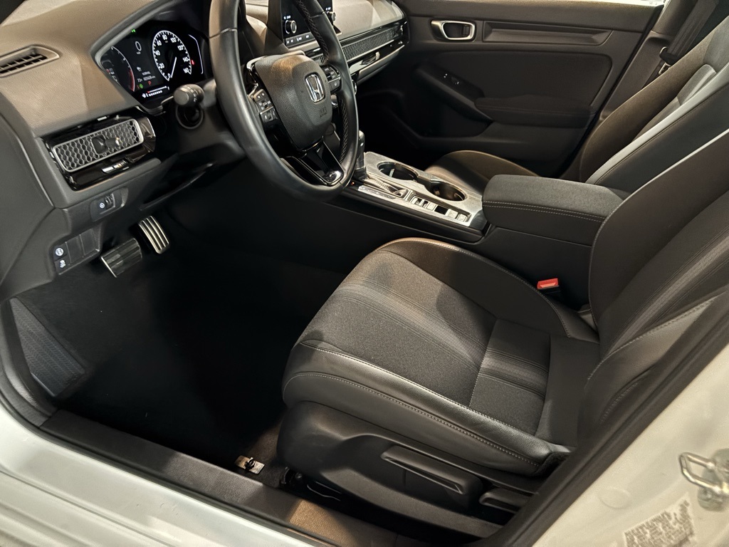 2023 Honda Civic Sport photo 4