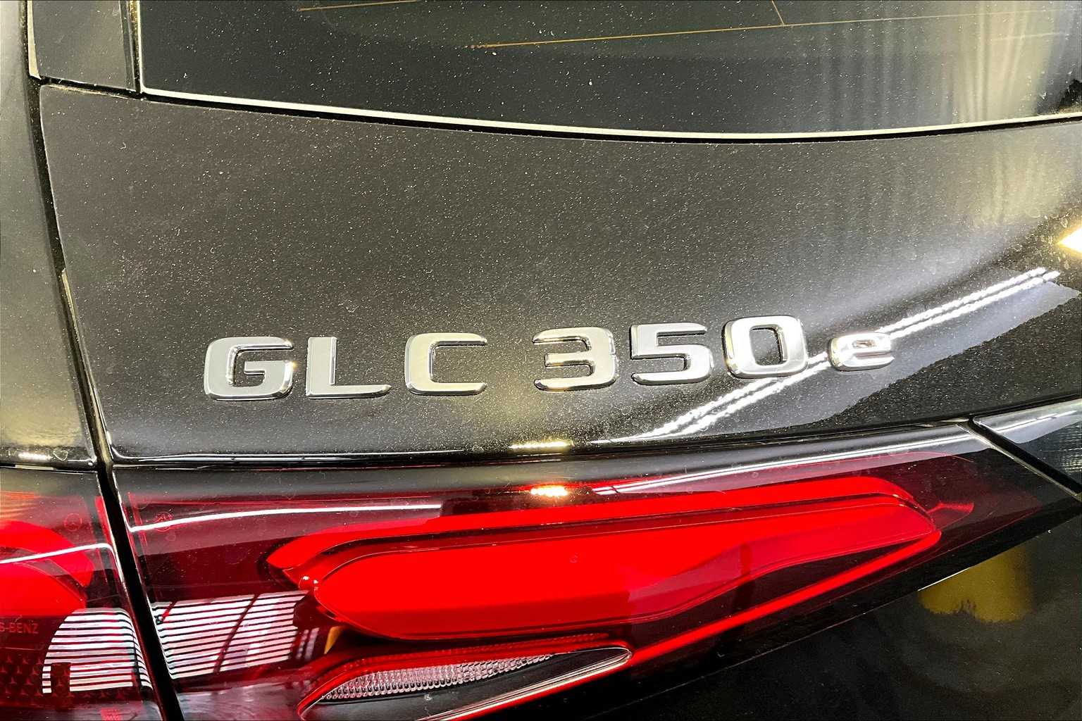 2026 Mercedes Benz GLC 350e 4MATIC photo 4