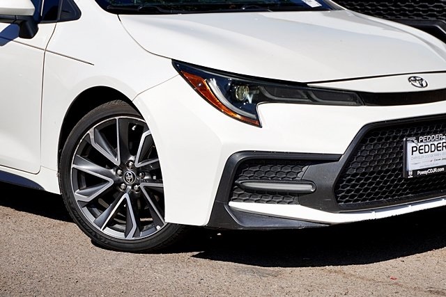 2020 Toyota Corolla SE photo 3