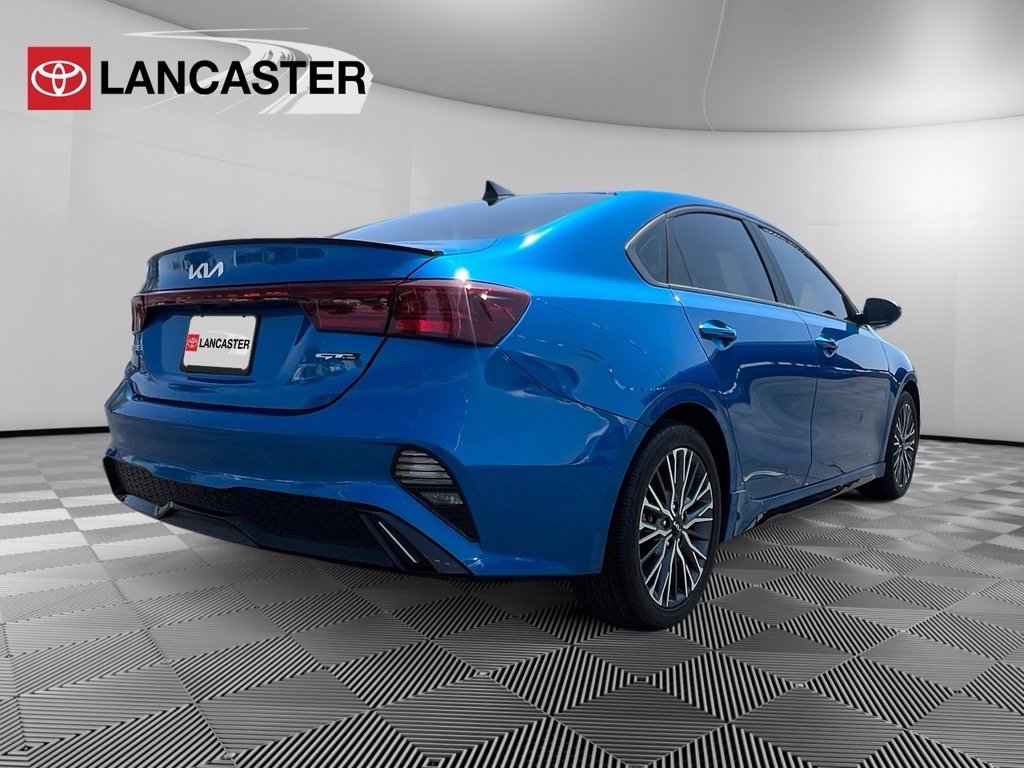 2023 Kia Forte GT-Line photo 3