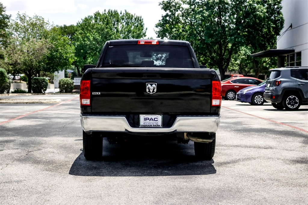 2024 Ram 1500 SLT photo 6