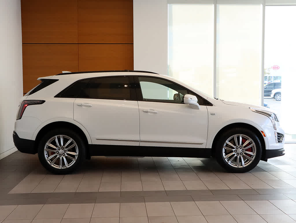 2022 Cadillac XT5 Sport photo 6