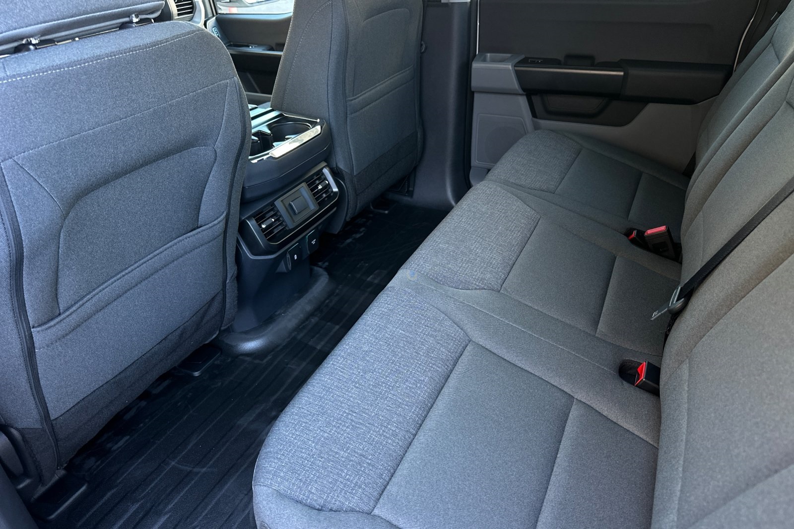 2025 Ford F-150 XL photo 10