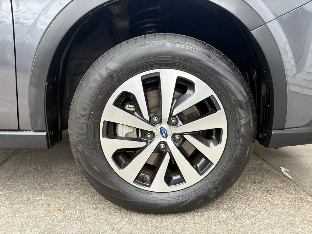 2022 Subaru Outback Premium photo 11