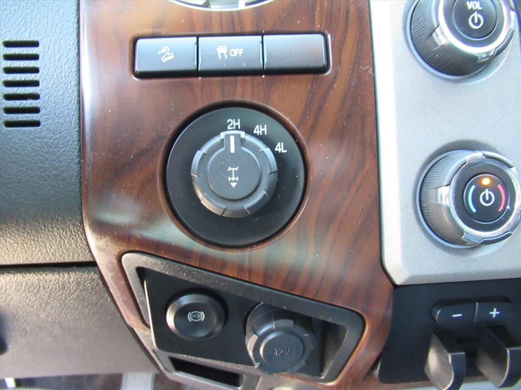2015 Ford F-250 photo 18