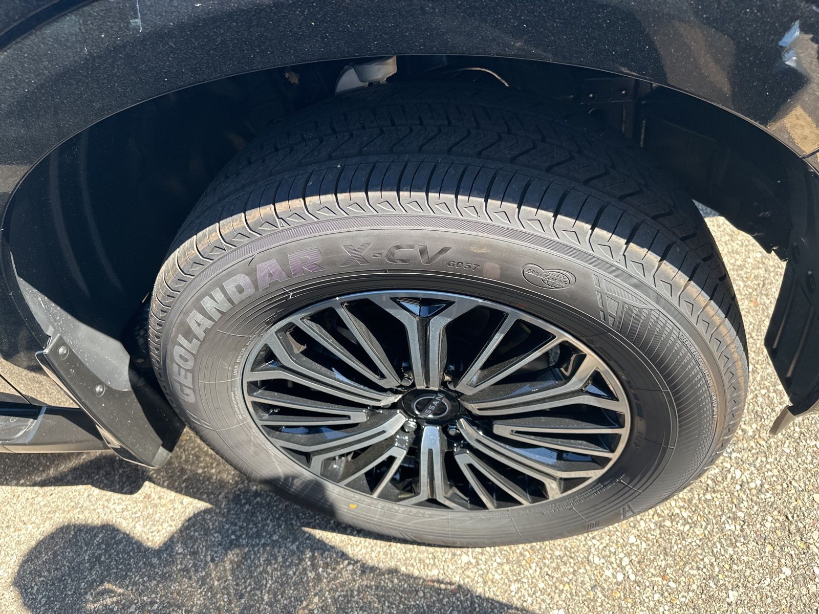 2025 Nissan Armada SL photo 3