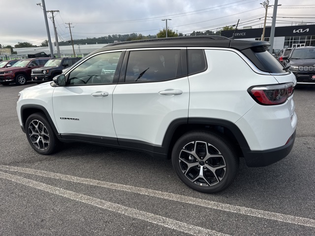 2025 Jeep Compass Limited photo 2