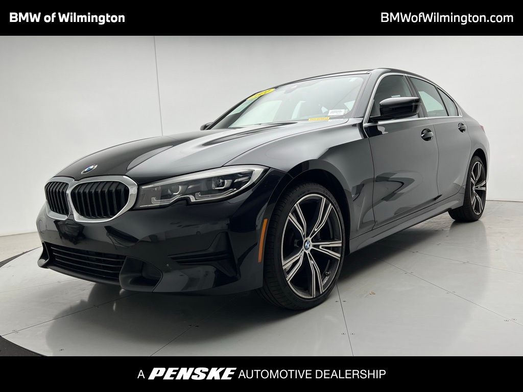 2021 BMW 3 Series 330i's photo