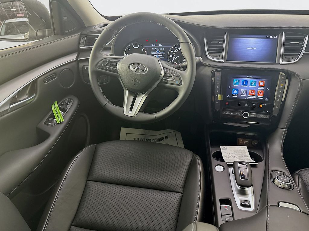 2025 Infiniti QX50 Luxe photo 22