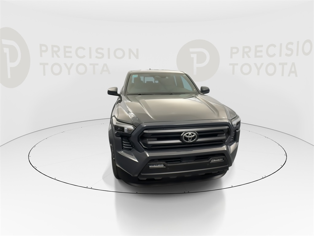 2025 Toyota Tacoma SR5 photo 5