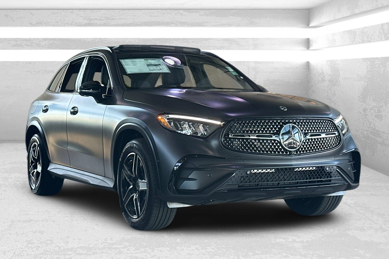 2026 Mercedes-Benz GLC Base's photo