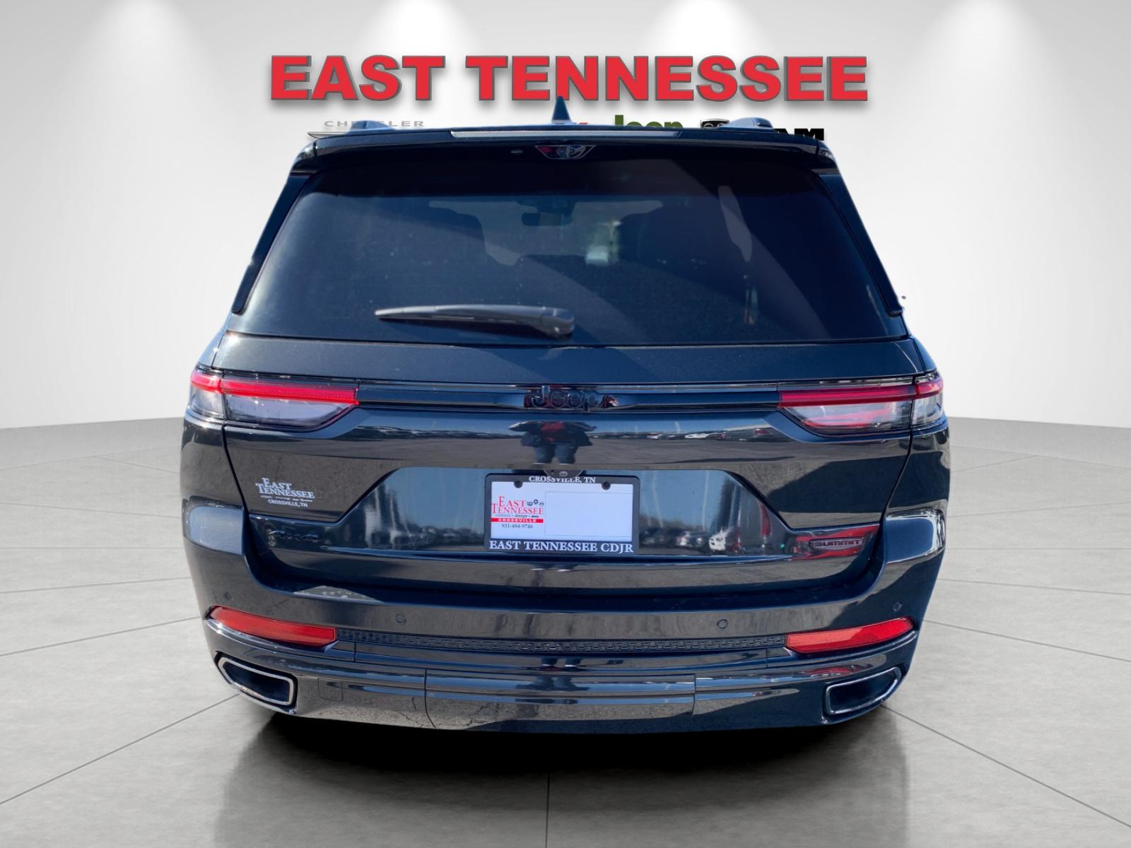 2024 Jeep Grand Cherokee Summit photo 4