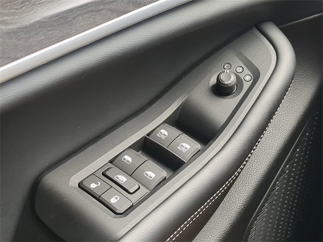 2025 Jeep Grand Cherokee Limited photo 29