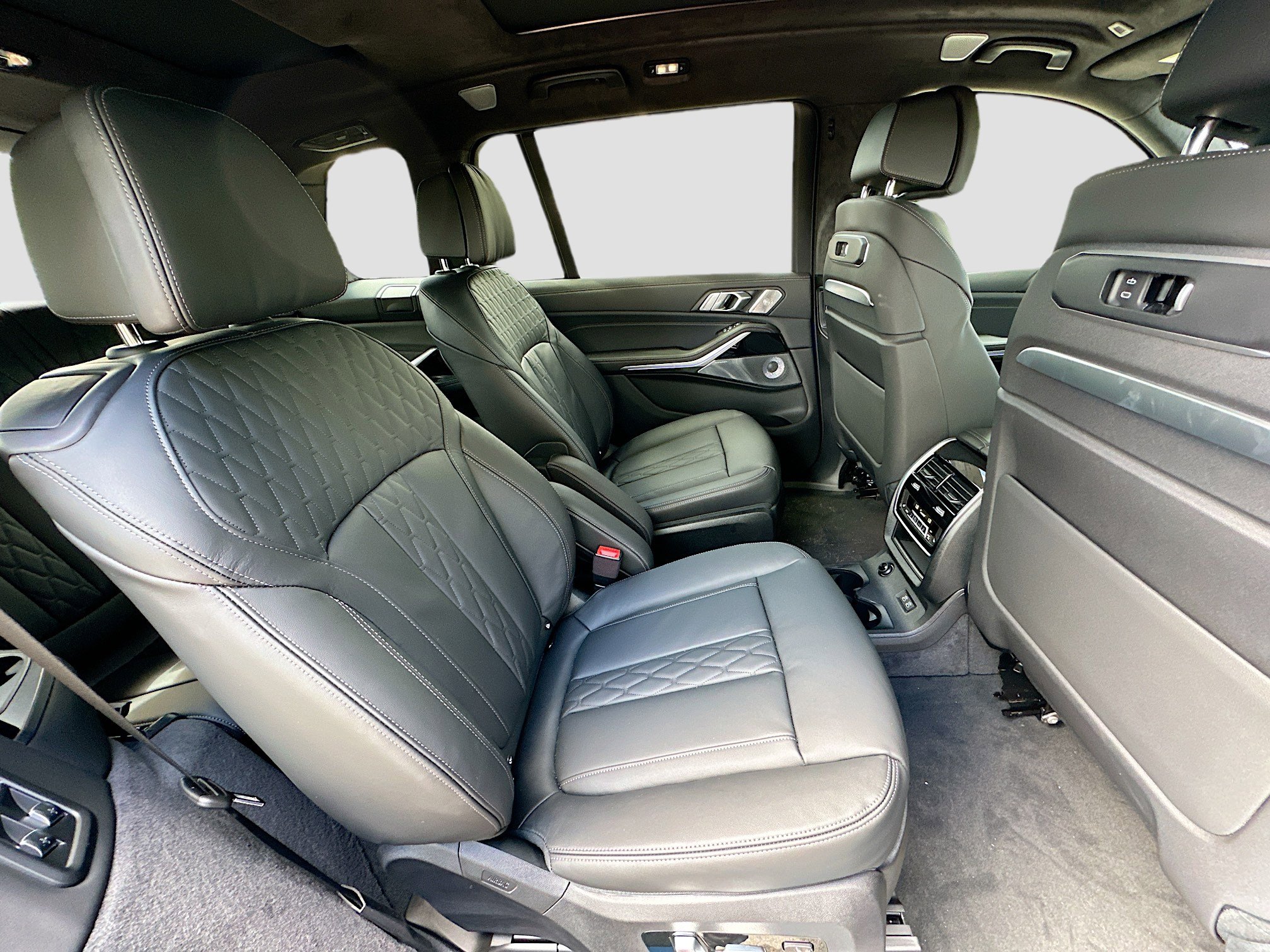 2026 Bmw X7 M60i photo 25