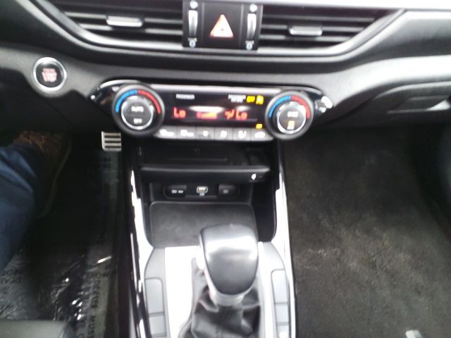 2023 Kia Forte GT-Line photo 15