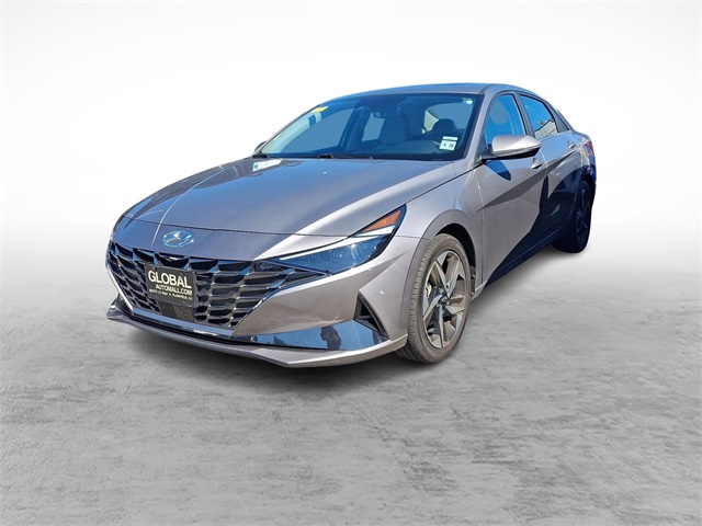 2023 Hyundai Elantra Limited photo 3