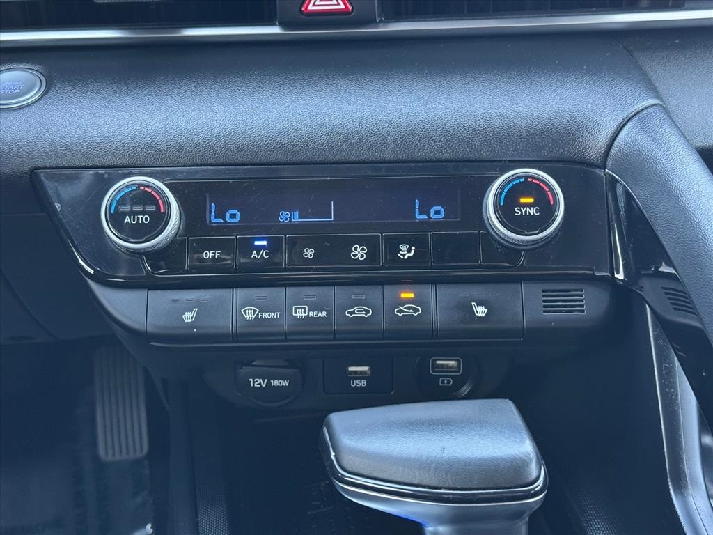 2021 Hyundai Elantra SEL Convenience photo 10