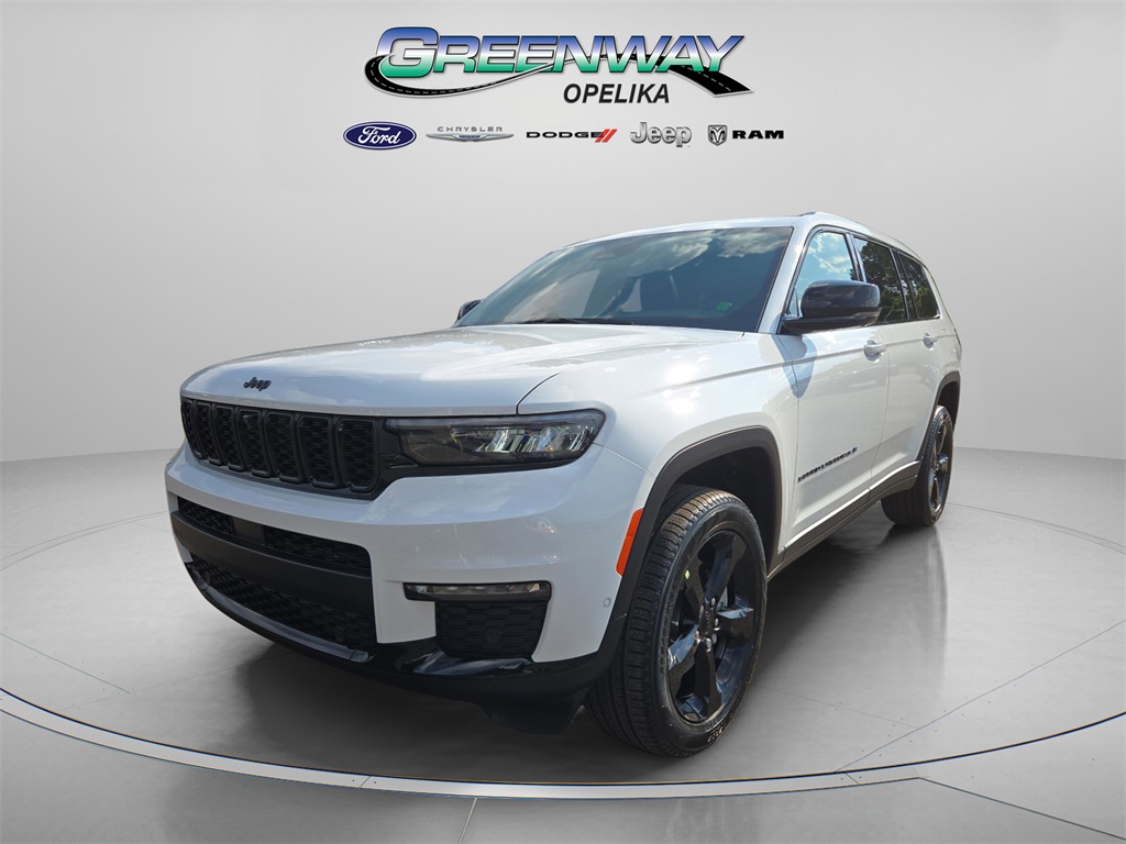 2025 Jeep Grand Cherokee Limited photo 3